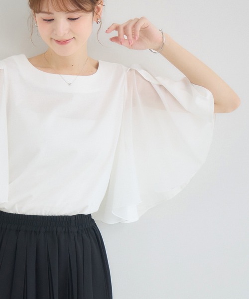 Pillini（ピリーニ）の「異素材フレアスリーブトップス（Tシャツ/カットソー・レディース・オフホワイト/ブルー/ブラック・FREE）」の2枚目の写真