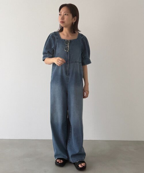 LOUNGEDRESS（ラウンジドレス）の「【PUFRILL/パフリル】デニムパフオールインワン（つなぎ/オールインワン・レディース・ブルー/ブラック・SMALL/X-SMALL）」の11枚目の写真