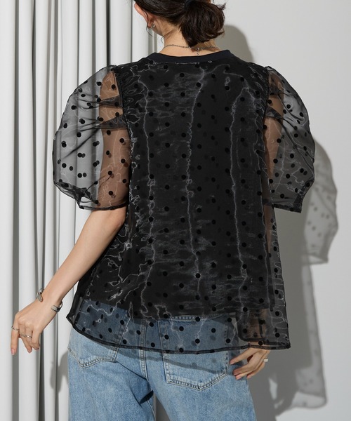 each(イーチ)の「フロッキードットパフスリーブオーガンジーTシャツ(Tシャツ/カットソー・レディース・ブラック/アイボリー・FREE)」の11枚目の写真