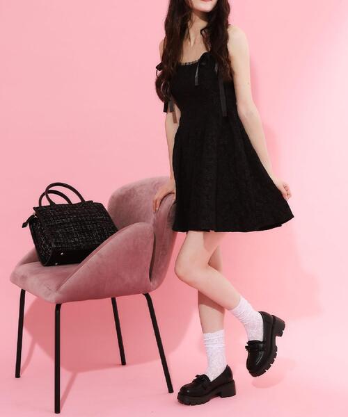 cs T&P(シーエスティーアンドピー)の「フリル付きリボンローファー(パンプス・レディース・ブラック/アイボリー/ワインレッド/ダークブラウン・LL/L/M/S)」の16枚目の写真