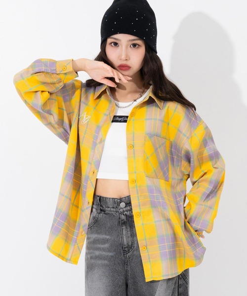 ANAP GiRL(アナップガール)の「エンジェル羽 オーバー チェックシャツ(シャツ/ブラウス・キッズ・ピンク/ブラック/イエロー・M/S/XS)」の3枚目の写真