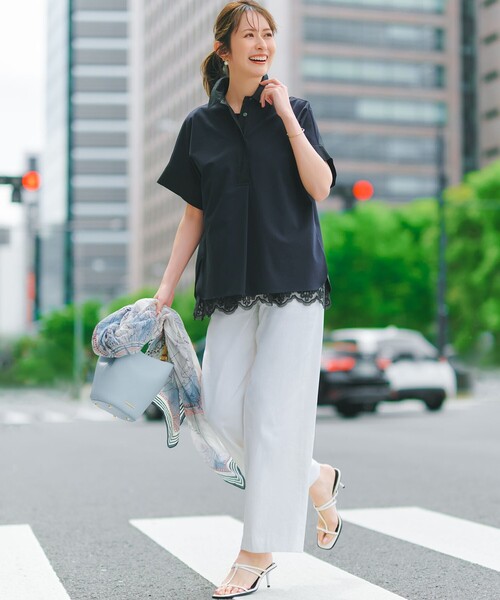 23区 S(ニジュウサンクチイサイサイズ)の「ファインツイストポンチ スキッパー カットソー(Tシャツ/カットソー・レディース・ダークブラウン系/ネイビー系/ベージュ系・32)」の12枚目の写真