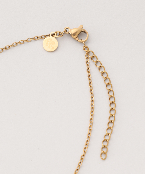 Noble(ノーブル)の「PETIT MOMENTS/プティモーメント Intial Block Necklace(ネックレス・レディース・ゴールド・FREE)」の6枚目の写真