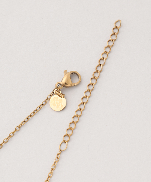 Noble(ノーブル)の「PETIT MOMENTS/プティモーメント Intial Block Necklace(ネックレス・レディース・ゴールド・FREE)」の7枚目の写真