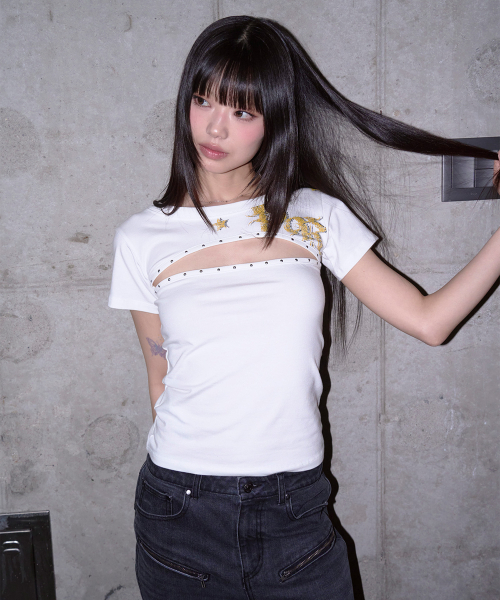PRENDA（プレンダ）の「CUT OUT STAR STUD TEE WHITE（Tシャツ/カットソー・レディース・その他・F）」の7枚目の写真