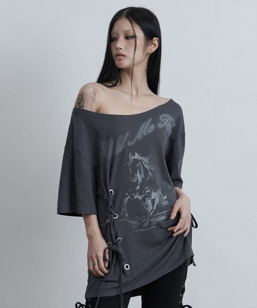 as you are(アズユーアー)の「ホースアイレットオーバーサイズTシャツチャコール(Tシャツ/カットソー・レディース・その他・OS)」の3枚目の写真
