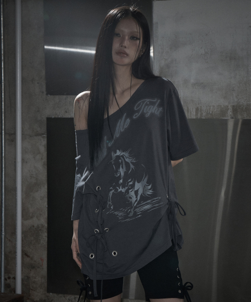 as you are(アズユーアー)の「ホースアイレットオーバーサイズTシャツチャコール(Tシャツ/カットソー・レディース・その他・OS)」の4枚目の写真