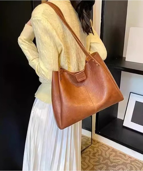 LA VORAGINE(ラ ヴォラジネ)の「ヴィンテージトート 大容量 シンプル 通勤(トートバッグ・レディース・ブラック/アイボリー/モカ/ブラウン・FREE)」の11枚目の写真