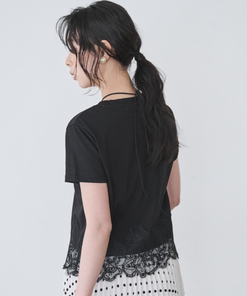 Anclear oui(アンクリアウィ)の「裾レースデザインTシャツ(Tシャツ/カットソー・レディース・Black/White・F)」の7枚目の写真