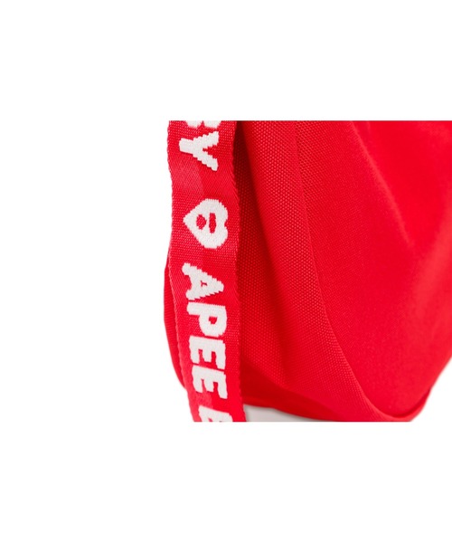 A BATHING APE（アベイシングエイプ）の「HEART BADGE CROSSBODY MINI BAG #2（ショルダーバッグ・レディース・ブルー/レッド/ブラック・FREE）」の12枚目の写真