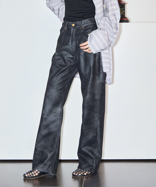 Lee(リー)の「LEE 別注 FAUX LEATHER パンツ(その他パンツ・レディース・ブラウン/ブラック・MEDIUM/SMALL/X-SMALL)」の18枚目の写真