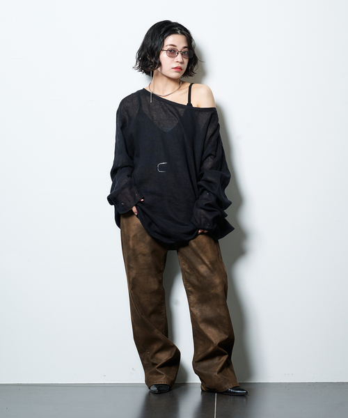 Lee(リー)の「LEE 別注 FAUX LEATHER パンツ(その他パンツ・レディース・ブラウン/ブラック・MEDIUM/SMALL/X-SMALL)」の15枚目の写真