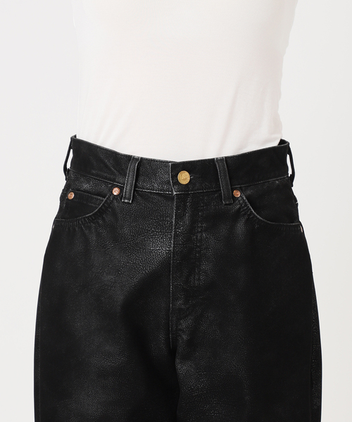 Lee(リー)の「LEE 別注 FAUX LEATHER パンツ(その他パンツ・レディース・ブラウン/ブラック・MEDIUM/SMALL/X-SMALL)」の19枚目の写真