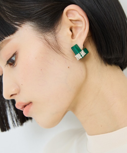 TOGA PULLA(トーガ プルラ)の「【TOGA PULLA/トーガプルラ】Marble motif pierced earrings/マーブルモチーフピアスイヤリング(ピアス(両耳用)・レディース・ホワイト/グリーン/イエロー・FREE)」の4枚目の写真