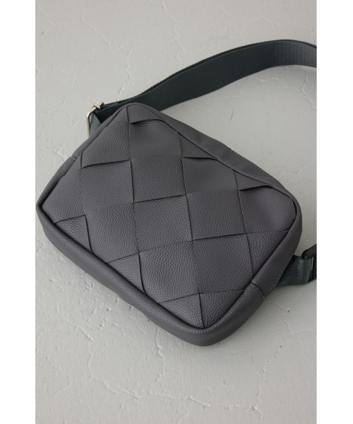 AZUL by moussy(アズールバイマウジー)の「イントレチャートボディーバッグ(ボディバッグ/ウエストポーチ・メンズ・グレー/ブラック・FREE)」の20枚目の写真