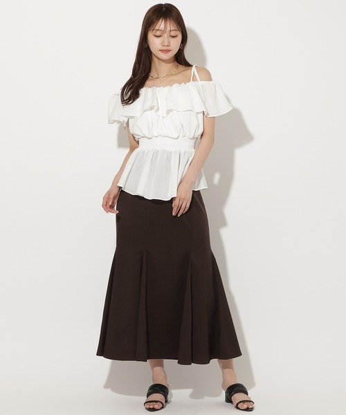 AND COUTURE(アンドクチュール)の「レースアップマーメイドスカート(スカート・レディース・グレー/ベージュ/ダークブラウン・SMALL/MEDIUM)」の3枚目の写真