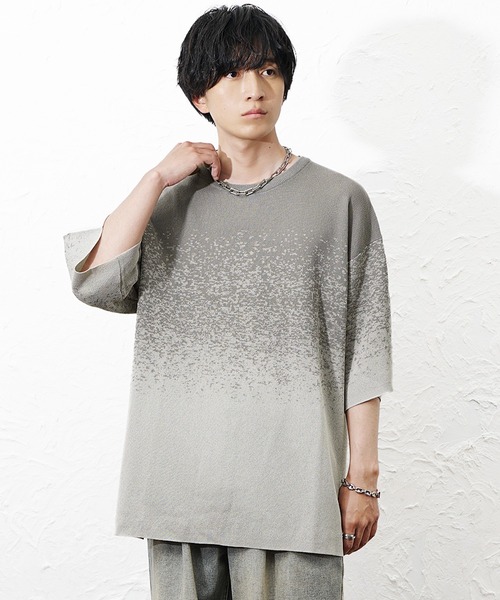 MinoriTY(マイノリティ)の「【MinoriTY】スプラッシュサマーニット ニット メンズ 夏服 接触冷感 ユニセックス(ニット/セーター・メンズ・グレー系その他/グレー/ブルー・L/M)」の2枚目の写真