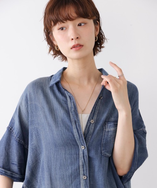 Bou Jeloud(ブージュルード)の「シアーデニムシャツ(シャツ/ブラウス・レディース・サックスブルー/インディゴブルー・38)」の13枚目の写真