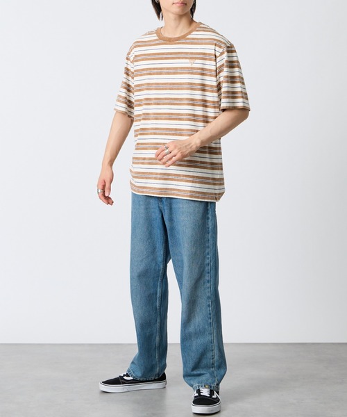 Guess（ゲス）の「[GUESS/ゲス] マルチボーダー ショートスリーブＴシャツ（Tシャツ/カットソー・レディース・キャメル・M/L）」の18枚目の写真