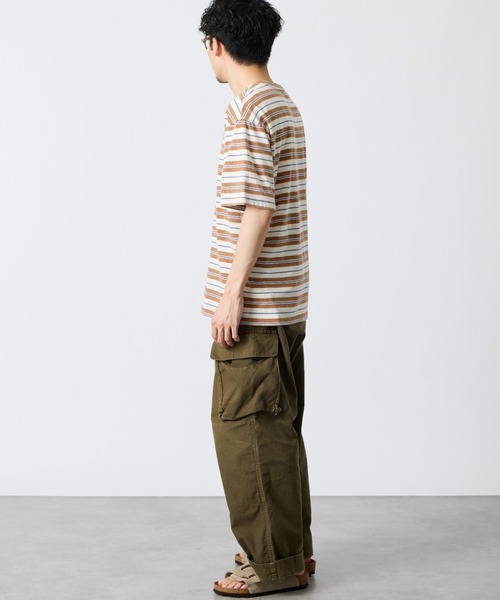 Guess（ゲス）の「[GUESS/ゲス] マルチボーダー ショートスリーブＴシャツ（Tシャツ/カットソー・レディース・キャメル・M/L）」の10枚目の写真