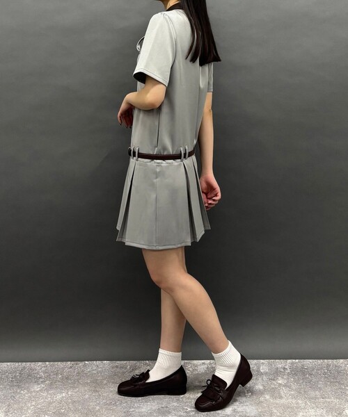 NICOLE CLUB(ニコル クラブ)の「ボックスプリーツミニワンピース(ワンピース・レディース・ネイビー/ライトグレー/ブラック・M)」の5枚目の写真
