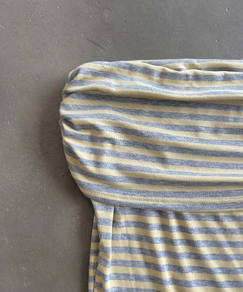 SHAGGIE(シャギー)の「ロゴストーン付きボーダーオフショルダートップス(Tシャツ/カットソー・レディース・ライトブルー/イエロー・FREE)」の7枚目の写真
