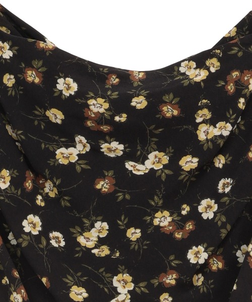 CLANE(クラネ)の「【CLANE】MABEL FLOWER DRAPE CAMI ONEPIECE(ワンピース・レディース・オレンジ/ブラック・1)」の11枚目の写真