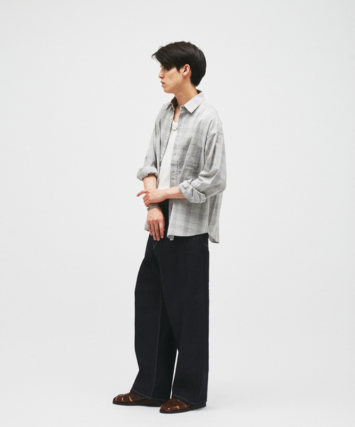 JOURNAL STANDARD(ジャーナルスタンダード)の「TRISECT2 / コットン リネン FAT レギュラーカラー シャツ(シャツ/ブラウス・メンズ・ホワイト/ブラウン/グレー・LARGE/MEDIUM)」の13枚目の写真