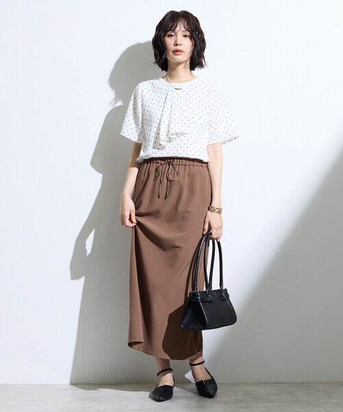 INDIVI（インディヴィ）の「【接触冷感／UVケア】ボウタイ風 幾何学柄ブラウス（シャツ/ブラウス・レディース・ネイビー系/ライトグレー系/ホワイト系1・13/15 /05/36/38/40/19）」の15枚目の写真