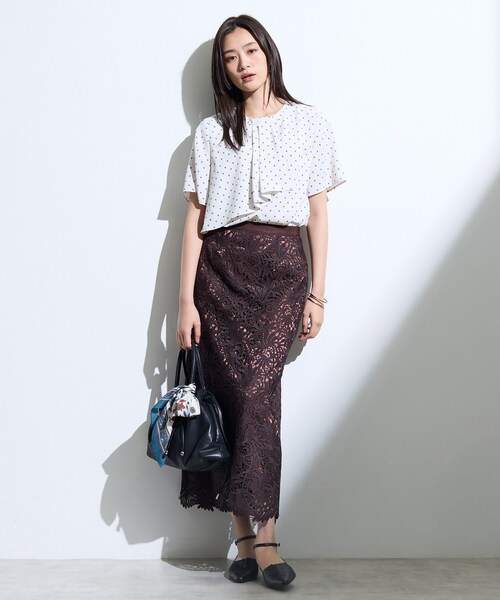 INDIVI（インディヴィ）の「【接触冷感／UVケア】ボウタイ風 幾何学柄ブラウス（シャツ/ブラウス・レディース・ネイビー系/ライトグレー系/ホワイト系1・13/15 /05/36/38/40/19）」の18枚目の写真