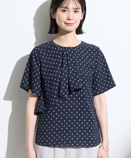 INDIVI（インディヴィ）の「【接触冷感／UVケア】ボウタイ風 幾何学柄ブラウス（シャツ/ブラウス・レディース・ネイビー系/ライトグレー系/ホワイト系1・13/15 /05/36/38/40/19）」の13枚目の写真