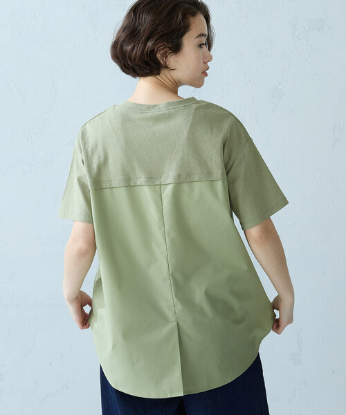 ONIGIRI(オニギリ)の「バックフレア Tシャツ(Tシャツ/カットソー・レディース・グリーン/アイボリー/チャコール/サックスブルー・FREE)」の1枚目の写真