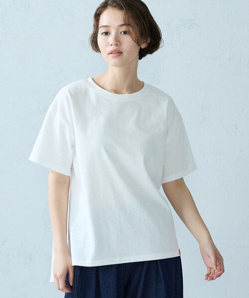 ONIGIRI(オニギリ)の「バックフレア Tシャツ(Tシャツ/カットソー・レディース・グリーン/アイボリー/チャコール/サックスブルー・FREE)」の2枚目の写真