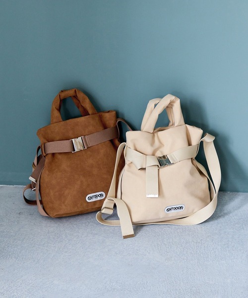 OUTDOOR PRODUCTS(アウトドアプロダクツ)の「【OUTDOOR PRODUCTS】VIS別注 2WAYスエードベルト付きトートバッグ(トートバッグ・レディース・ベージュ/ブラウン・FREE)」の3枚目の写真