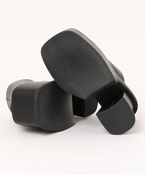 EMODA(エモダ)の「PLUMP HEEL SANDAL(その他シューズ・レディース・ブラック・SMALL/LARGE/MEDIUM)」の3枚目の写真
