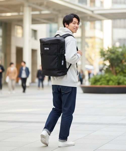 BACKYARD FAMILY(バックヤードファミリー)の「THRASHER スラッシャー バックパック 30L シューズスペース付(バックパック/リュック・メンズ・ブラック系その他/ブラック×ホワイト・FREE)」の5枚目の写真