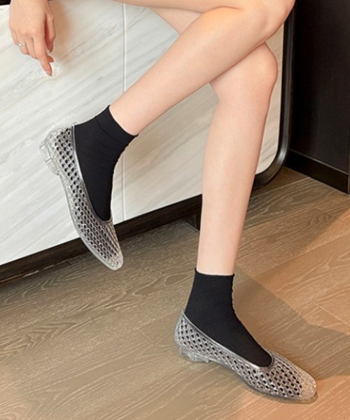 mebole(メボレ)の「jelly flat shoes(サンダル・レディース・シルバー/クリア/ブラック・MEDIUM/SMALL/LARGE)」の18枚目の写真