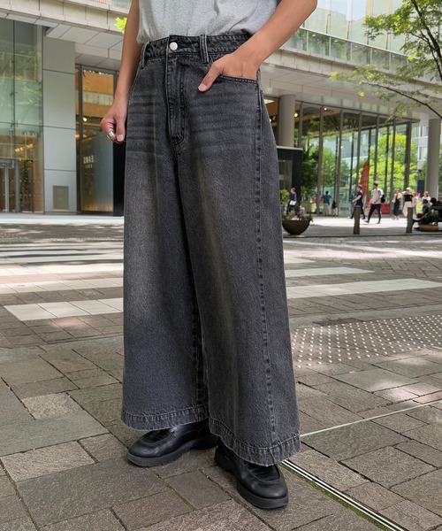 UNDERSTATEMENTs(アンダーステイトメント)の「ヴィンテージブラストワイドデニムパンツ(デニムパンツ・メンズ・ブラック・SMALL/MEDIUM/LARGE)」の9枚目の写真