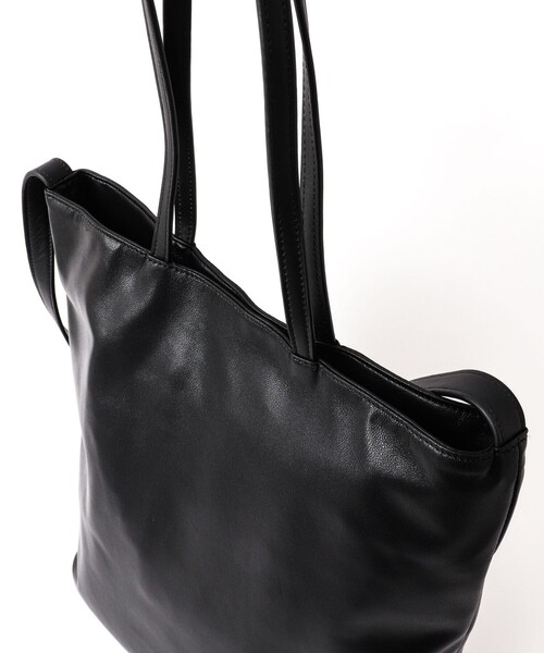 Un coeur（アンクール）の「【Un coeur/アンクール】K906018 DRAPE 2WAY TOTE（トートバッグ・メンズ・ブラック・FREE）」の3枚目の写真