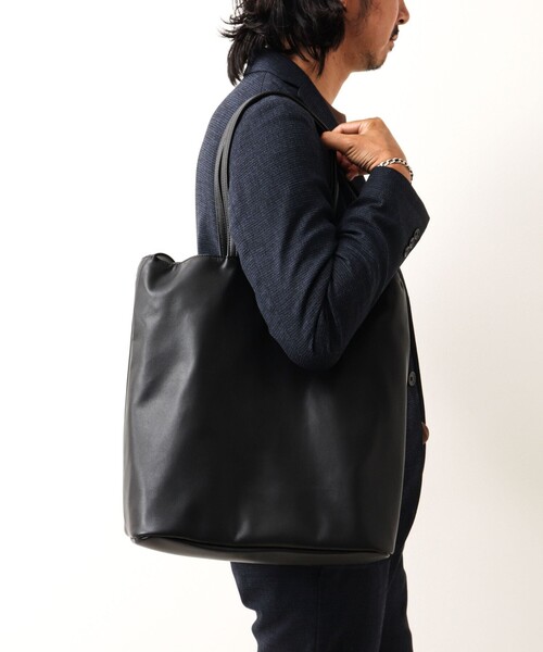 Un coeur（アンクール）の「【Un coeur/アンクール】K906018 DRAPE 2WAY TOTE（トートバッグ・メンズ・ブラック・FREE）」の20枚目の写真