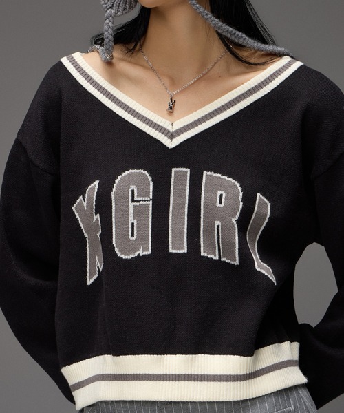X-girl(エックスガール)の「LOGO JACQUARD V-NECK KNIT TOP(ニット/セーター・レディース・ブラック/ネイビー・ONE SIZE)」の6枚目の写真