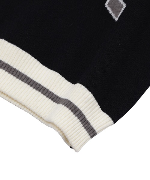 X-girl(エックスガール)の「LOGO JACQUARD V-NECK KNIT TOP(ニット/セーター・レディース・ブラック/ネイビー・ONE SIZE)」の21枚目の写真