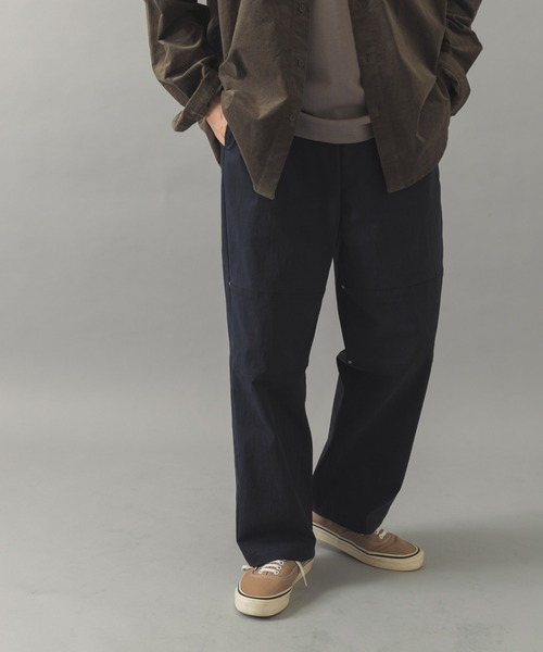 ITEMS URBANRESEARCH（アイテムズ アーバンリサーチ）の「リファインド ダブルニー ワークパンツ（その他パンツ・メンズ・オリーブ/グレー/ブラック・MEDIUM/LARGE）」の15枚目の写真
