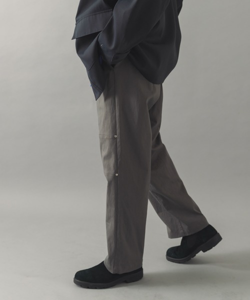 ITEMS URBANRESEARCH（アイテムズ アーバンリサーチ）の「リファインド ダブルニー ワークパンツ（その他パンツ・メンズ・オリーブ/グレー/ブラック・MEDIUM/LARGE）」の8枚目の写真