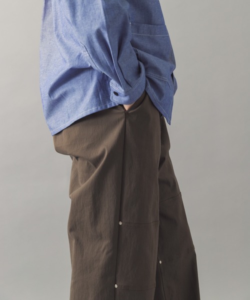 ITEMS URBANRESEARCH（アイテムズ アーバンリサーチ）の「リファインド ダブルニー ワークパンツ（その他パンツ・メンズ・オリーブ/グレー/ブラック・MEDIUM/LARGE）」の18枚目の写真