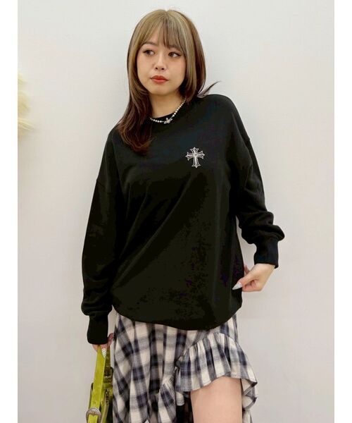 EVRIS(エヴリス)の「クロスグラフィックスウェットプルオーバー 秋服(スウェット・レディース・ホワイト/グレー/ブラック・FREE)」の13枚目の写真