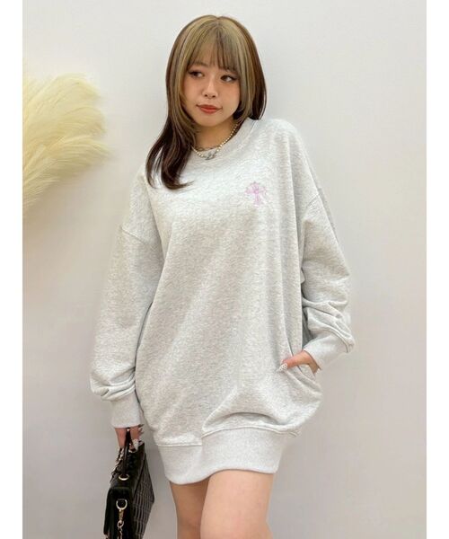 EVRIS(エヴリス)の「クロスグラフィックスウェットプルオーバー 秋服(スウェット・レディース・ホワイト/グレー/ブラック・FREE)」の22枚目の写真