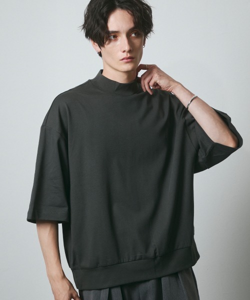 モックネック オーバーサイズ ショートスリーブTシャツ（Tシャツ