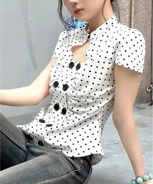 AsheKsha(アシクシャ)の「立ち襟の透かしドットプリーツパフスリーブショートシャツ(シャツ/ブラウス・レディース・ベージュ/ホワイト・M)」の18枚目の写真