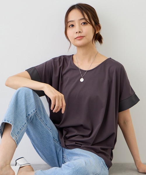 Jayro（ジャイロ）の「ポンチ接触冷感裾タックTシャツ（Tシャツ/カットソー・レディース・ブラック/チャコールグレー/ブルー系その他4/ホワイト系その他/ベージュ系その他2・M）」の4枚目の写真
